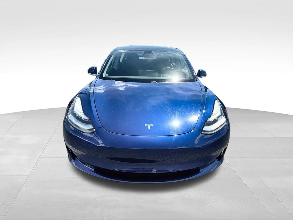Used 2019 Blue Tesla Long Range image 3