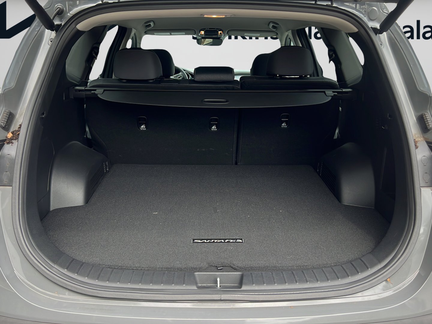 Used 2023 Hampton Gray Hyundai SEL image 12