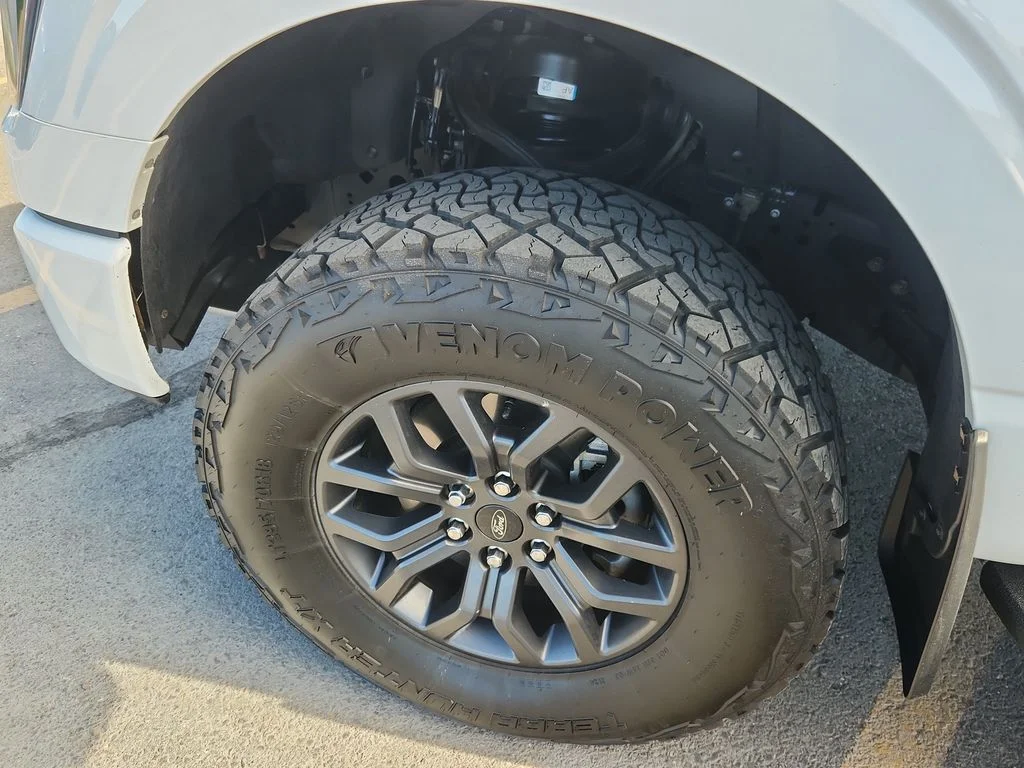 Used 2023 White Ford Tremor image 19