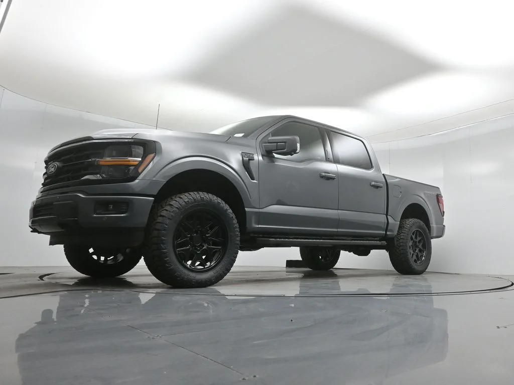 New 2026 Gray Ford XLT image 43