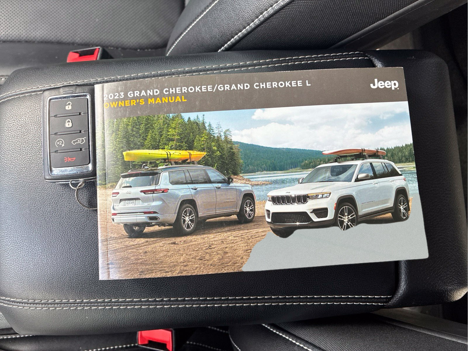 Used 2023 Black Jeep Limited image 18
