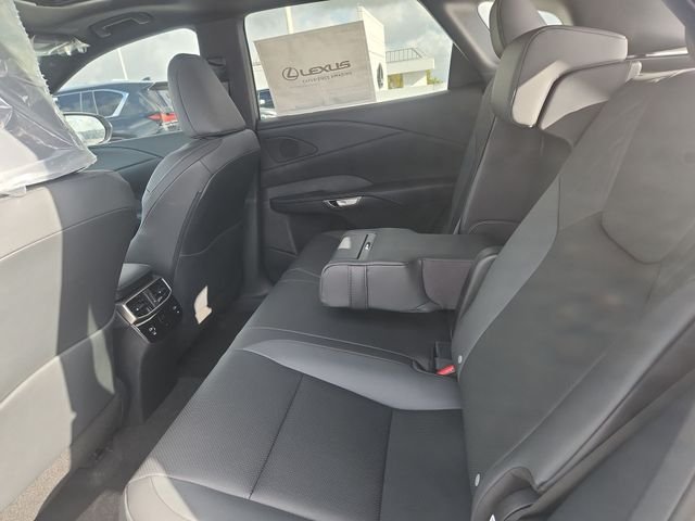 New 2026 Eminent White Pearl Lexus PREMIUM image 23