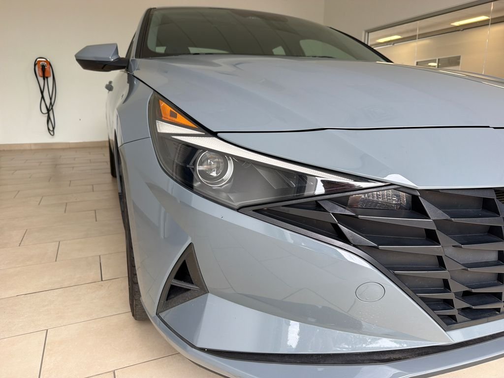 Certified Used 2023 Gray Hyundai SEL image 9