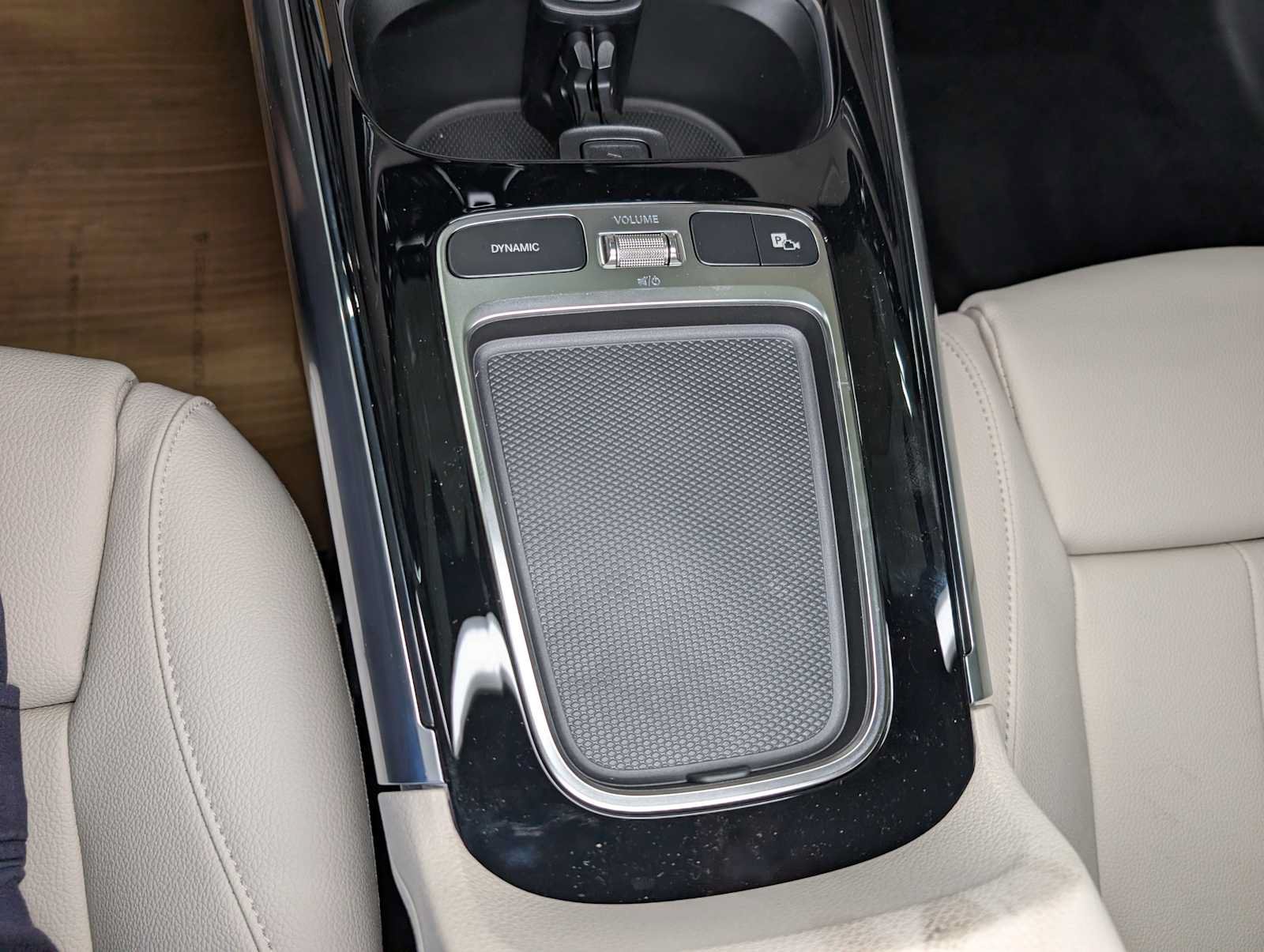 New 2026 Polar White Mercedes-Benz GLA 250 image 20