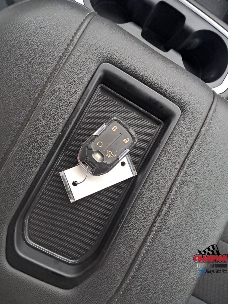 Used 2019 Silver Chevrolet RST image 24