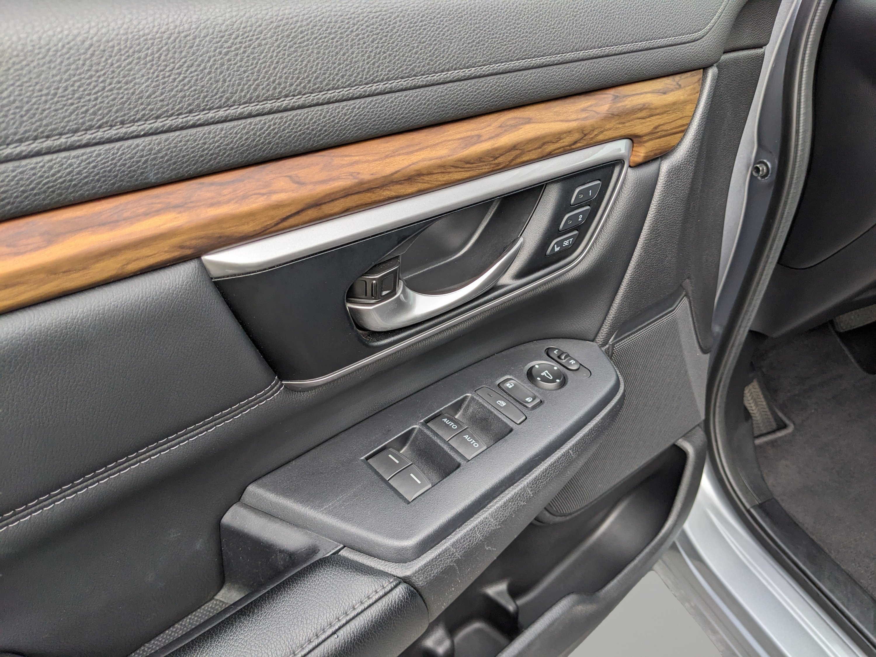 Used 2019 -Select- Honda EX-L image 17