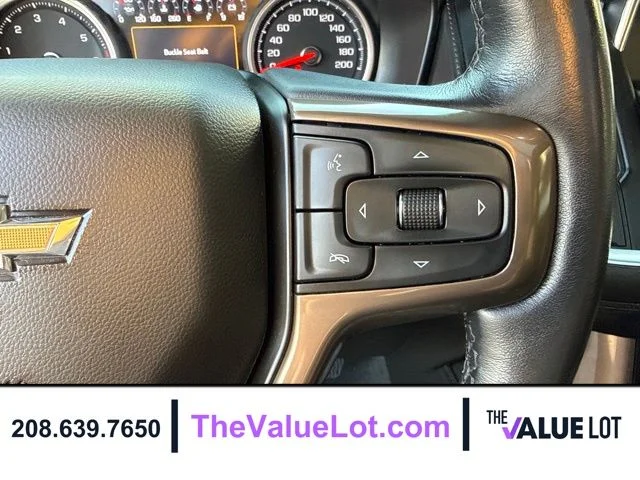 Used 2021  Chevrolet High Country image 30