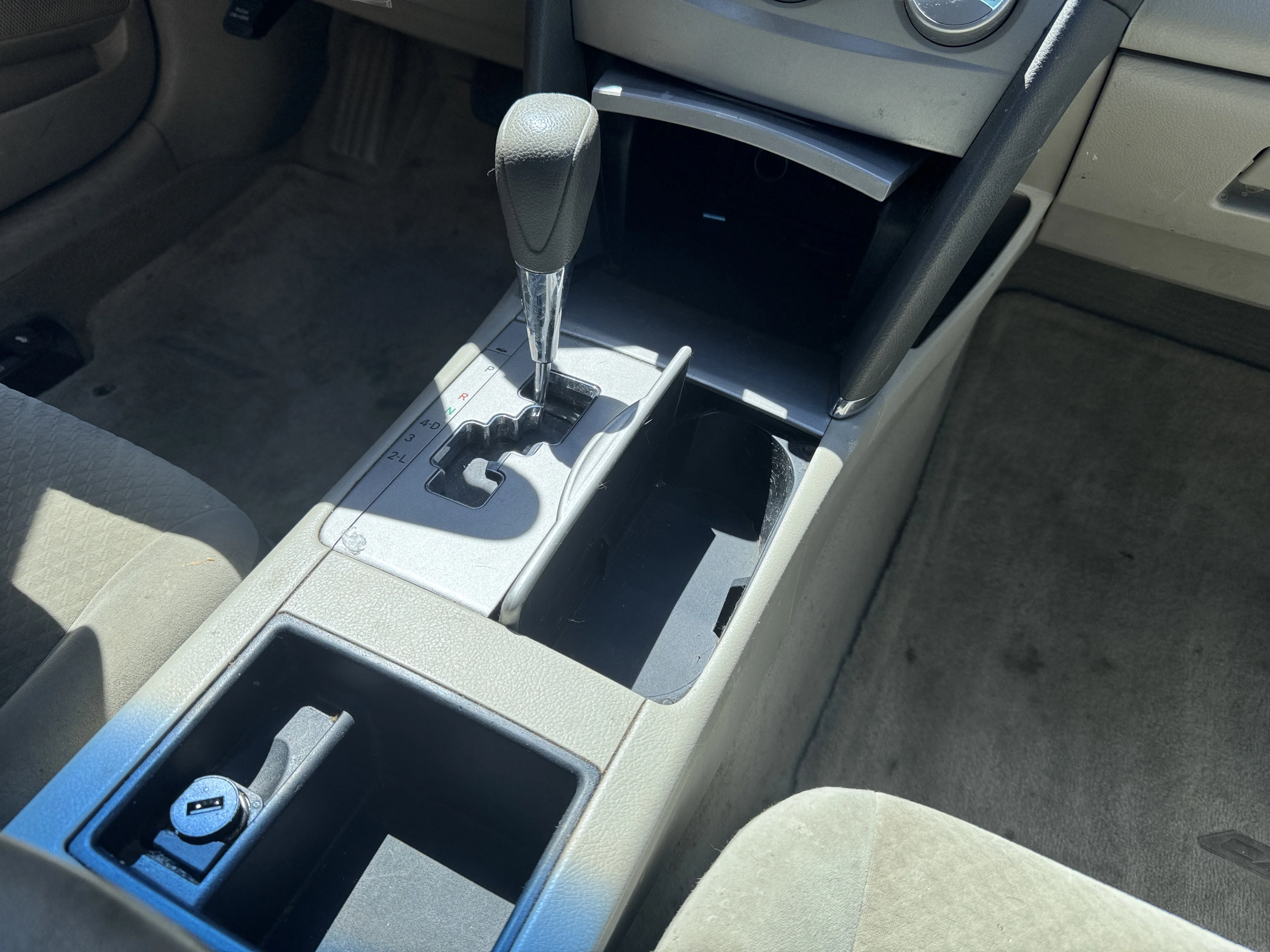 Used 2008  Toyota LE image 28
