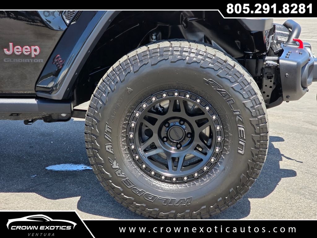Used 2020 Black Jeep Rubicon image 12