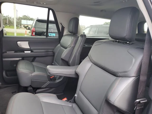 2025 Ford Expedition MAX Active - Photo 13