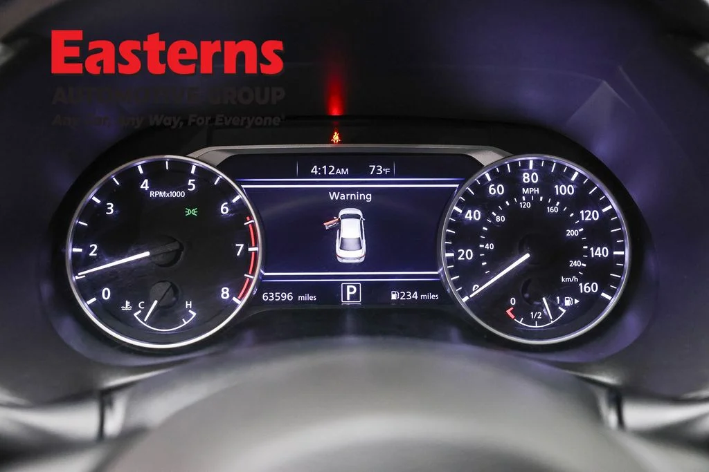Used 2022 Silver Nissan SV image 18