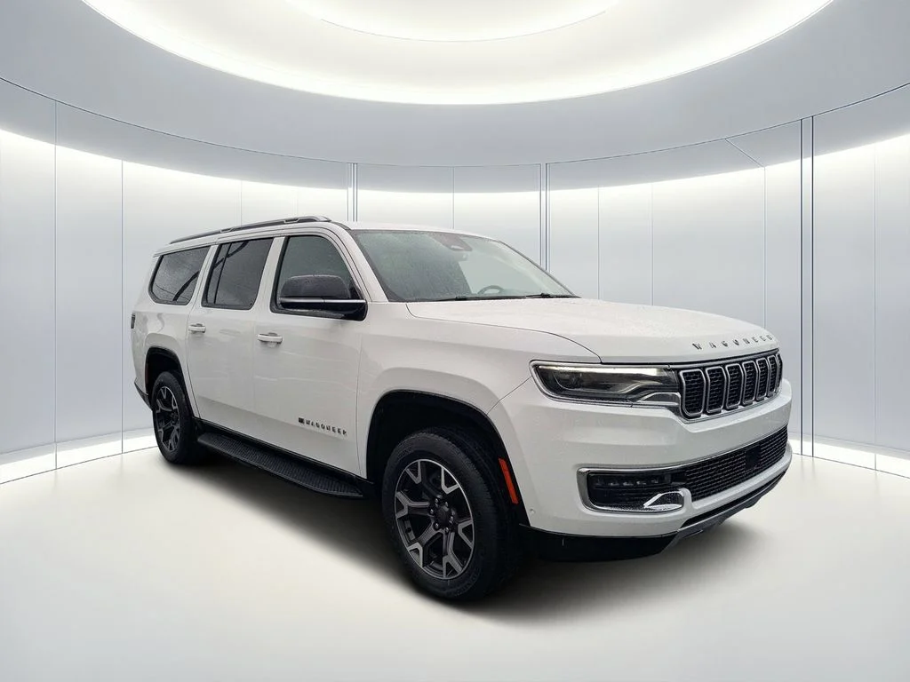 2024 Jeep Wagoneer L Series III 4WD's photo
