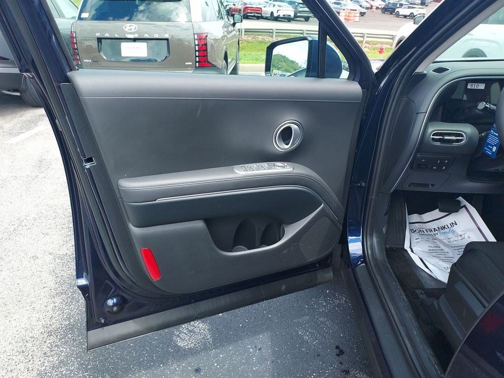 New 2026 Blue Hyundai SE image 10