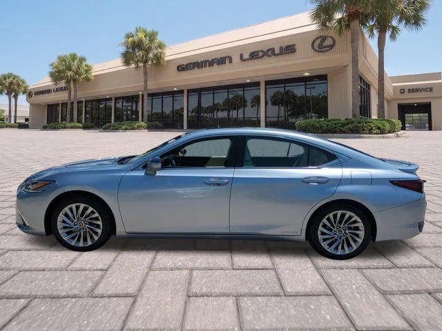 Certified Used 2022 Silver Lexus 300h Luxury image 7
