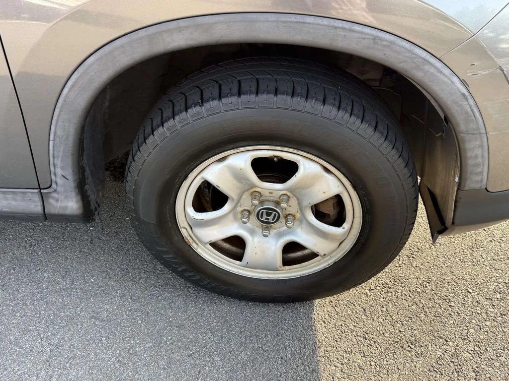 Used 2014 Silver Honda LX image 11