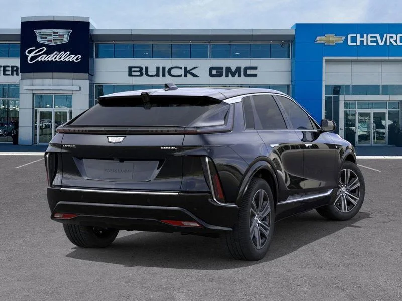 Used 2025  Cadillac Luxury image 4
