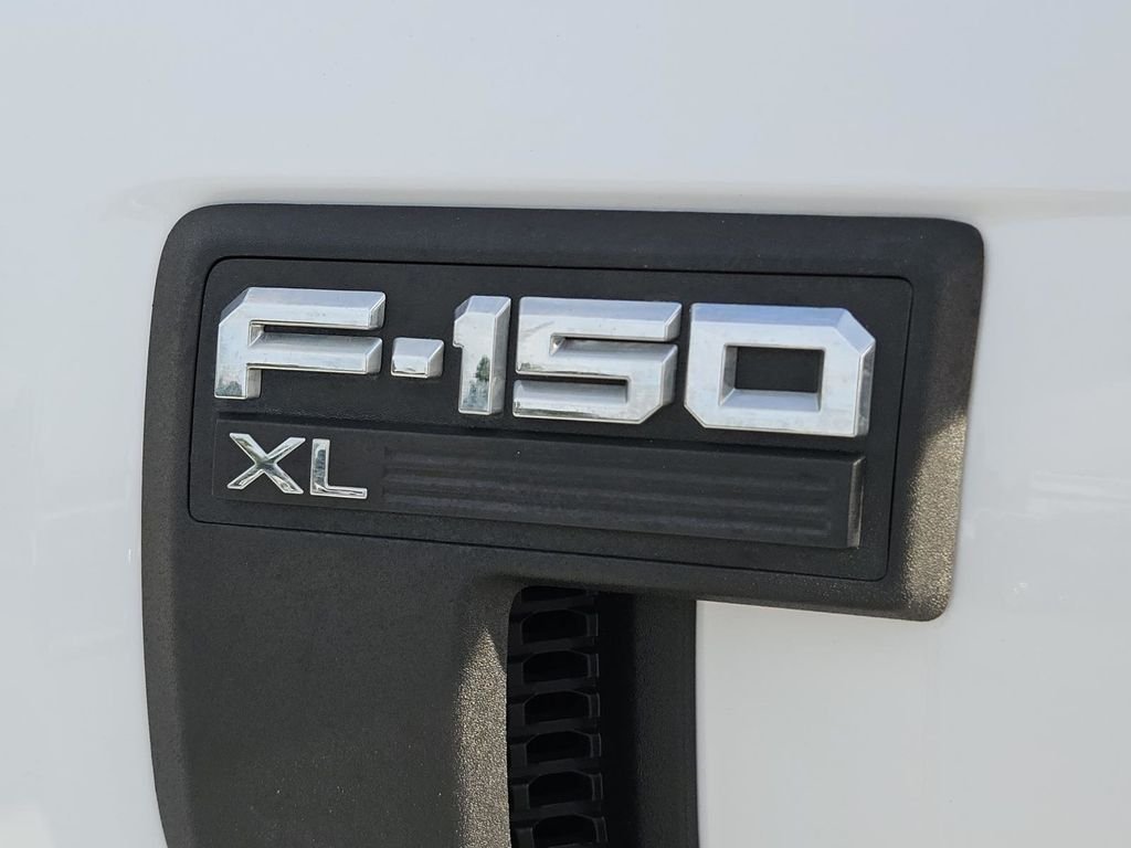 Used 2021 White Ford XL image 40