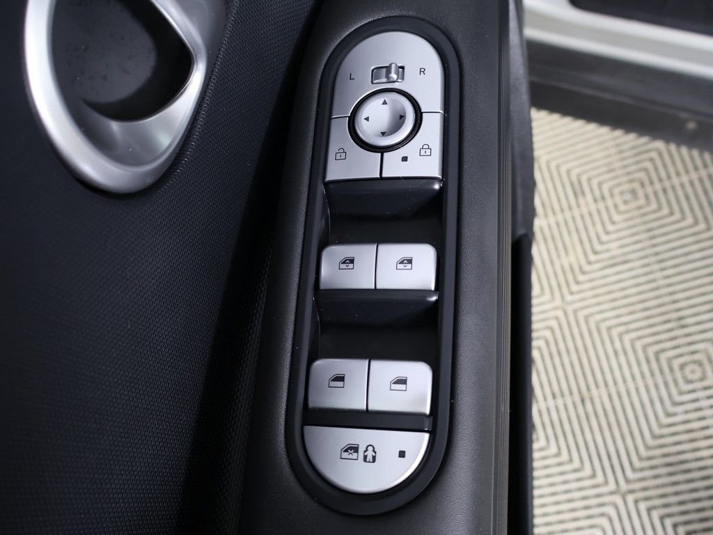 2024 Hyundai IONIQ 5 SEL - Photo 34