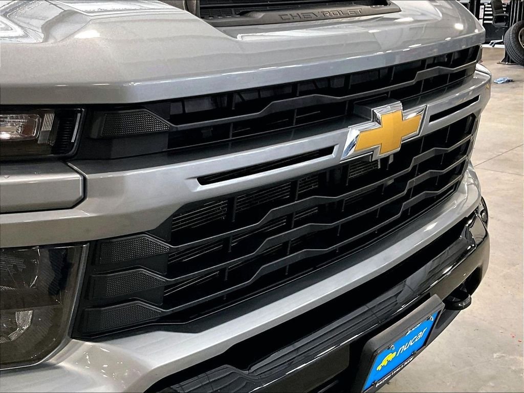 Used 2024 Sterling Gray Metallic Chevrolet Custom image 33