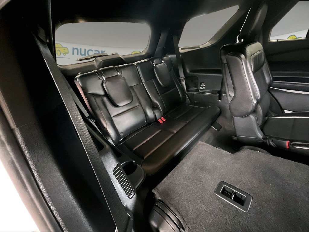 Used 2020 White Ford Limited image 17