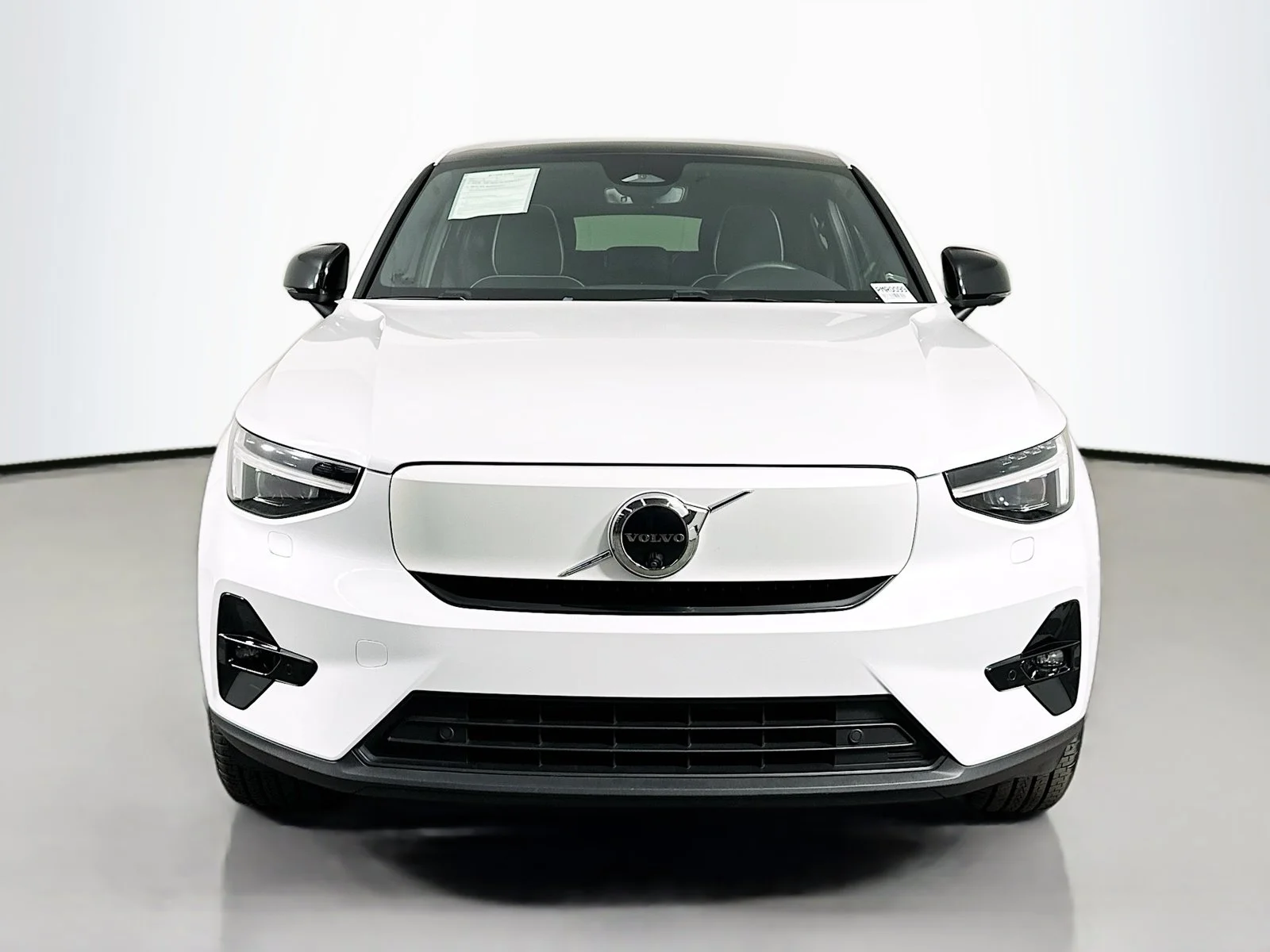 Used 2023 Volvo C40 Ultimate with VIN YV4ED3GM3P2045059 for sale in Portland, OR