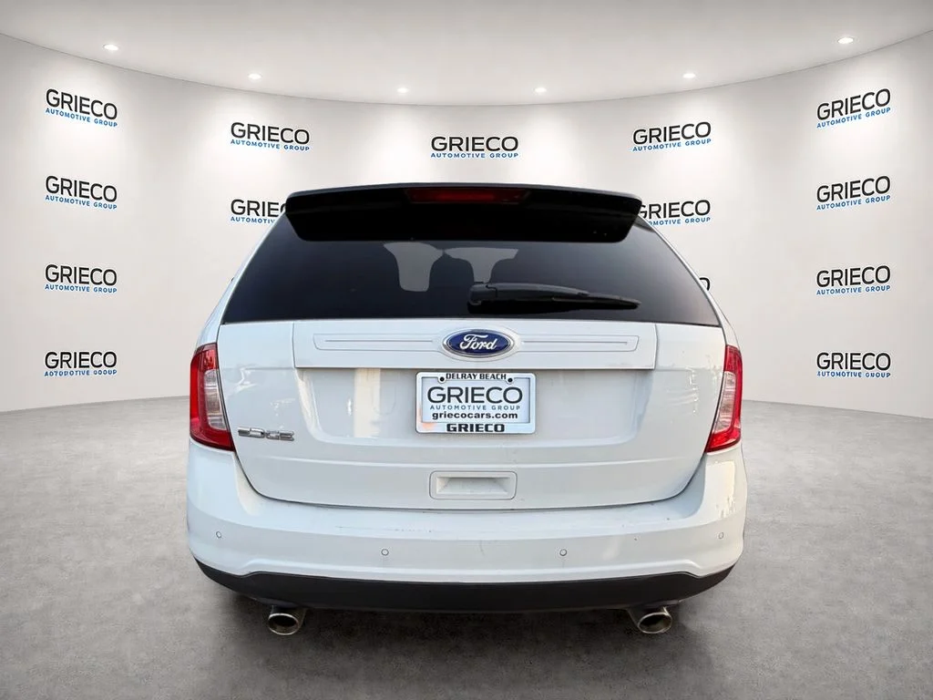 Used 2011 White Suede Ford SE image 6