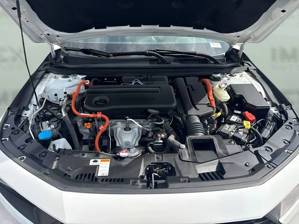 Used 2023 White Honda Sport-L image 26