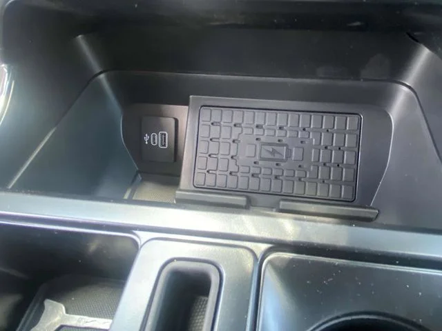 2025 Ford F-150 XLT - Photo 12
