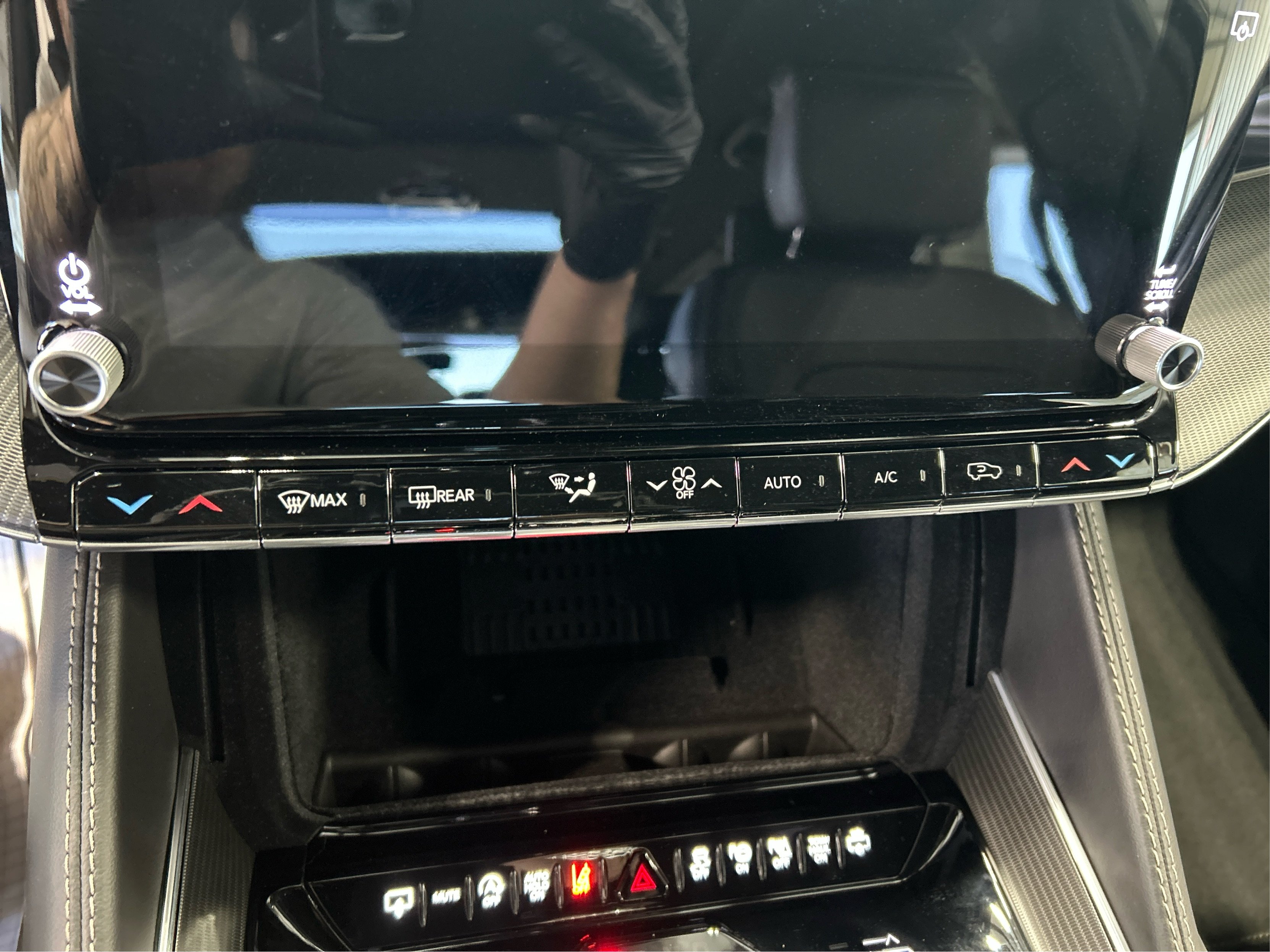New 2026 High Gloss Black Exterior Paint Jeep Summit Obsidian image 26