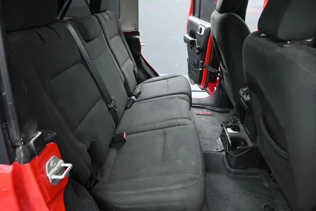 Used 2018 Red Jeep Unlimited Sport image 16