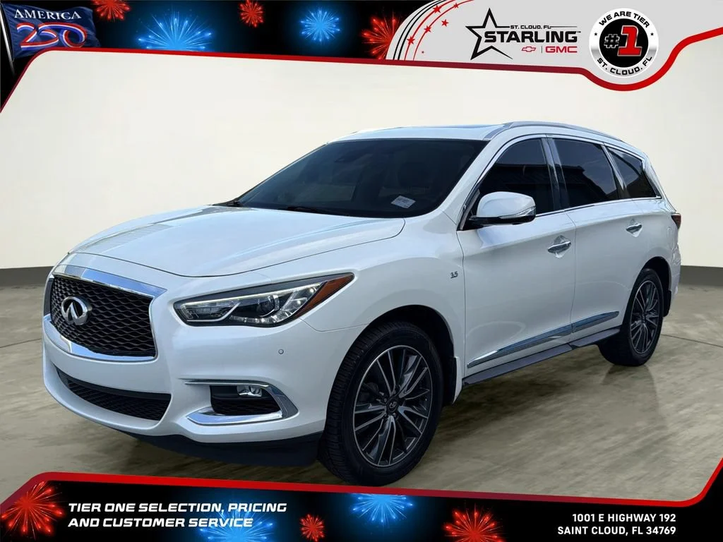Used 2020 White INFINITI LUXE image 1