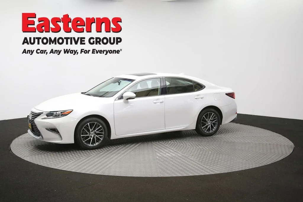 Used 2017 White Lexus 350 image 62