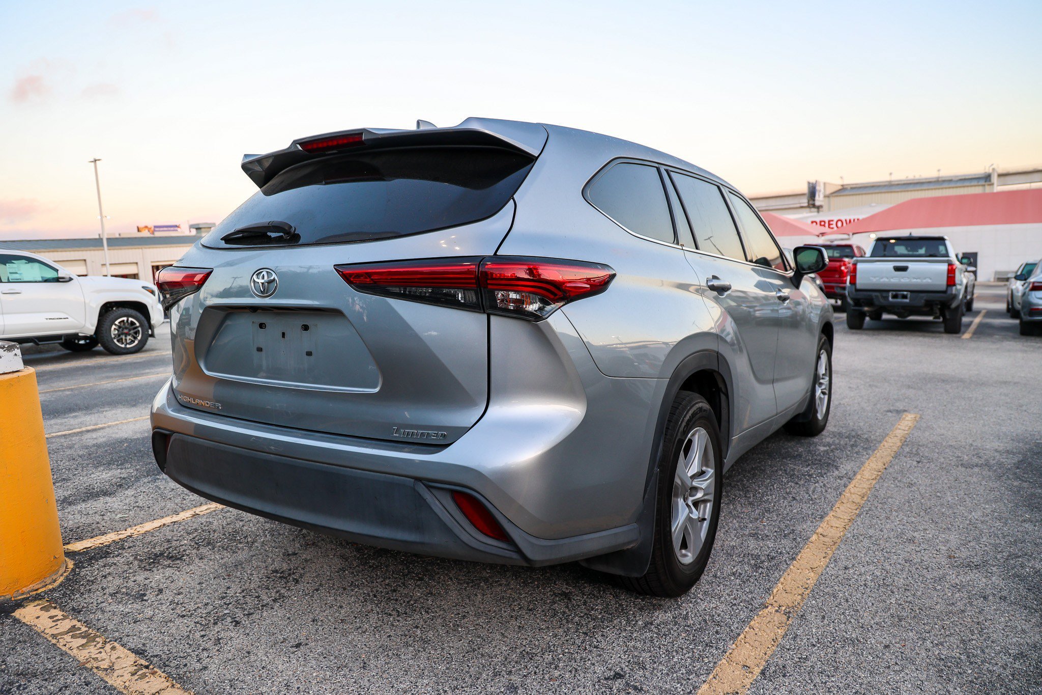 Used 2021 Silver Toyota L image 7