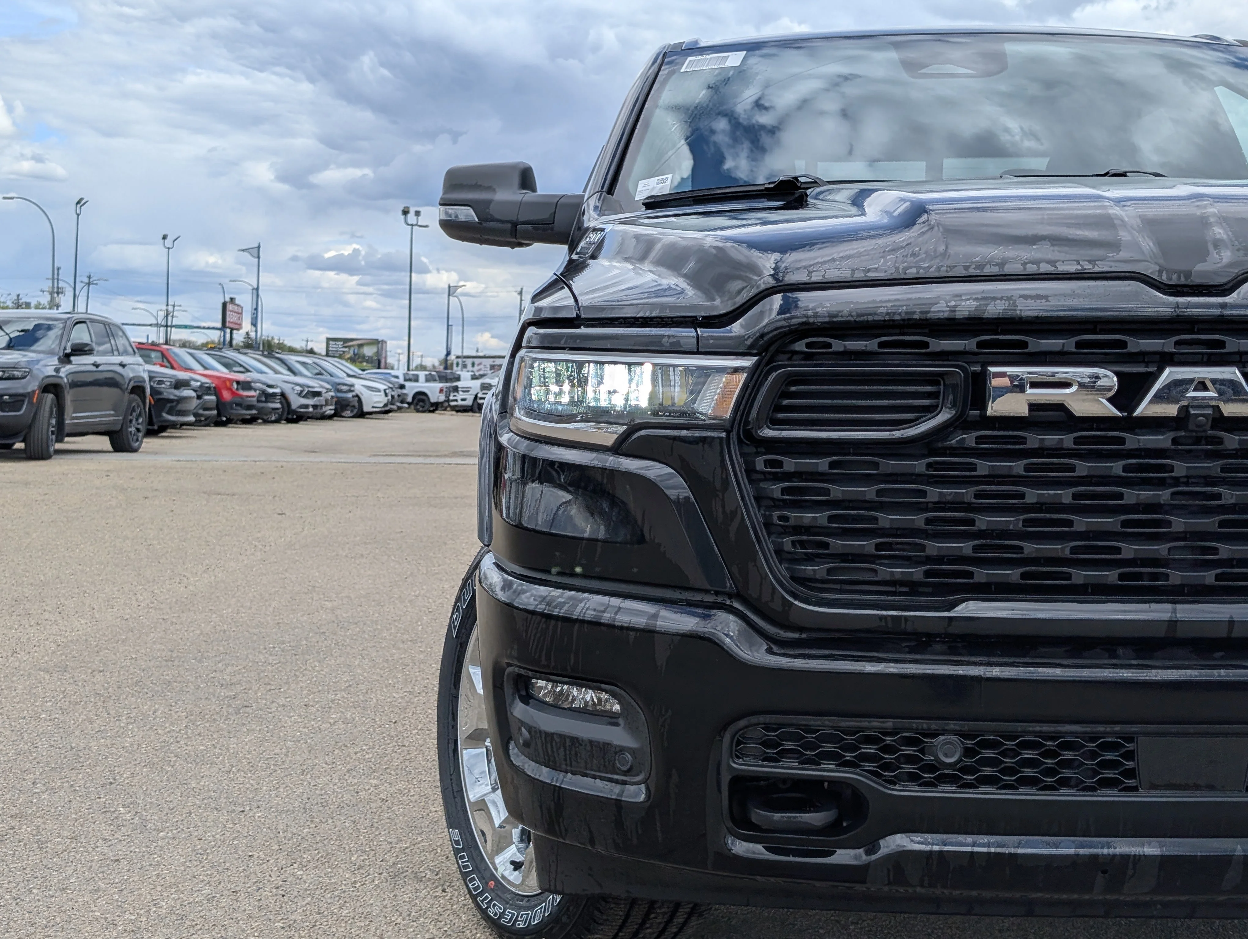 New 2026 Diamond Black Crystal Pearl Ram Big Horn image 11