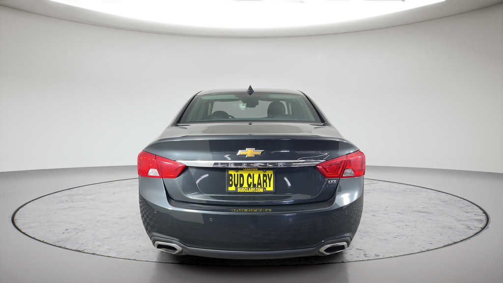 Used 2014 Ashen Gray Metallic Chevrolet LTZ image 4