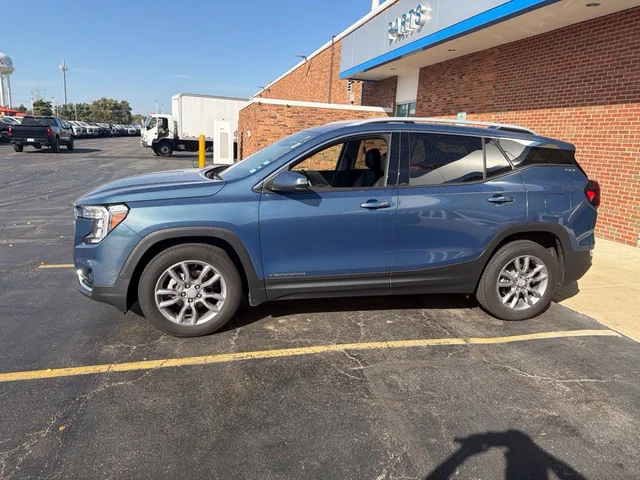 2024 GMC Terrain SLT