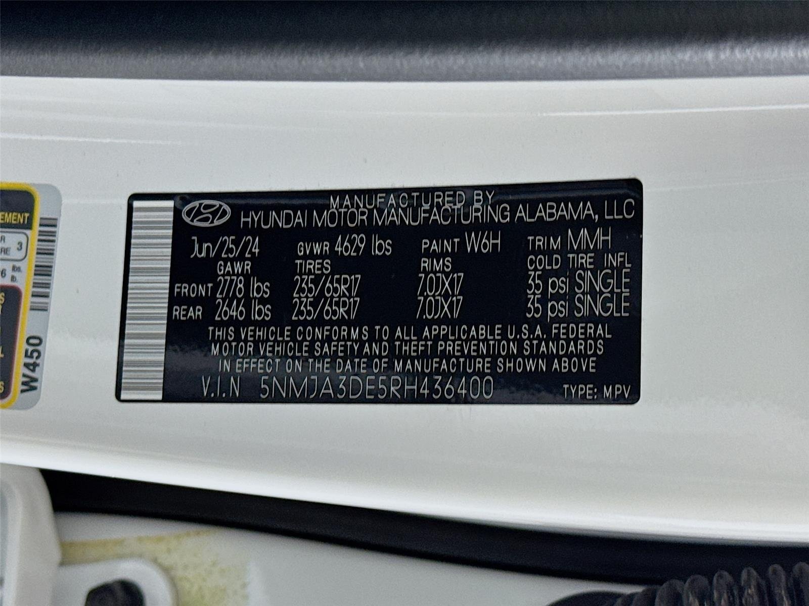 Used 2024 White Pearl Hyundai SE image 29