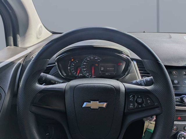 Used 2018 Silver Chevrolet LS image 27