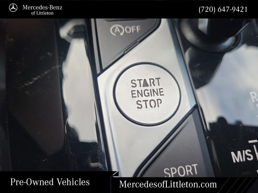 Used 2022 White BMW sDrive30i image 20
