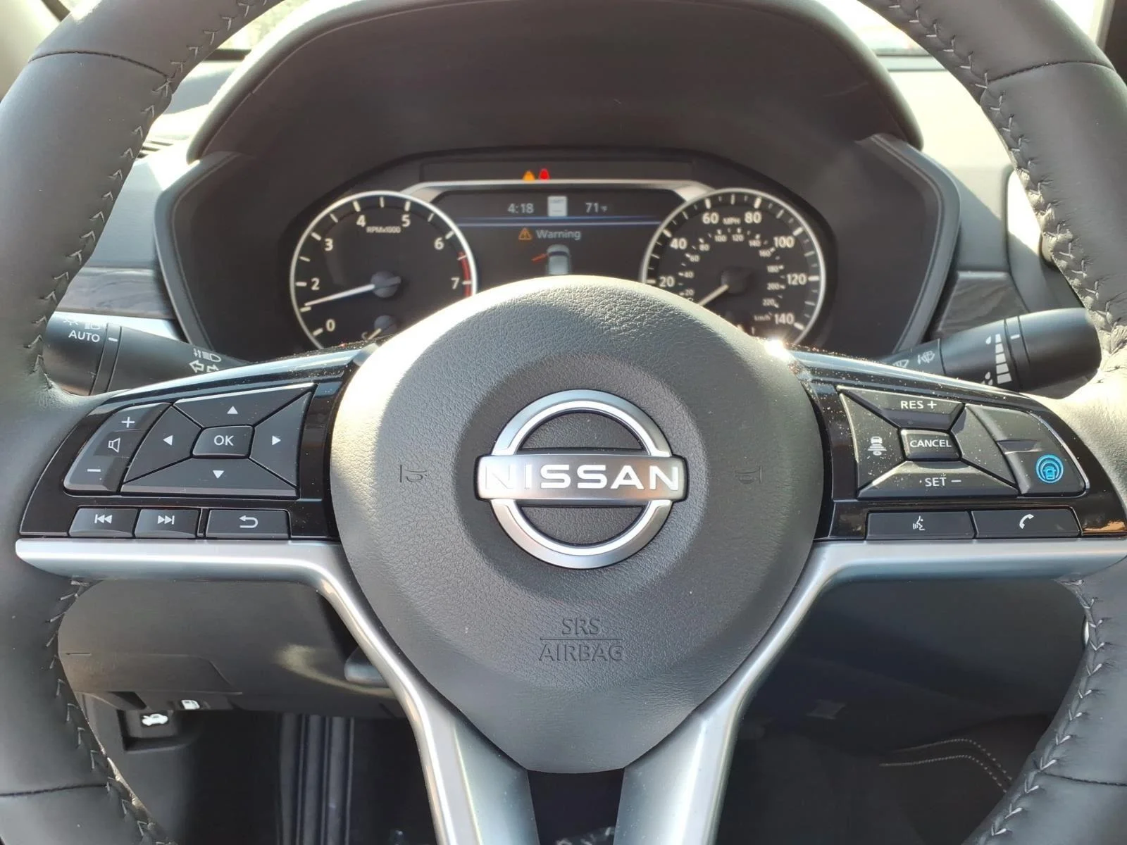 Used 2025 Super Black Nissan SL image 27