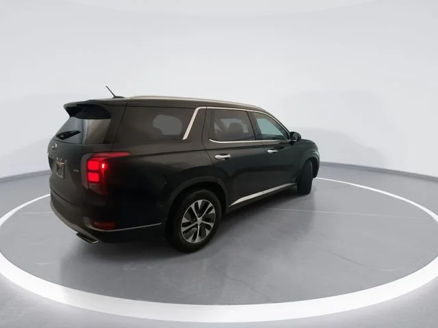 Used 2021 Black Hyundai SEL image 4
