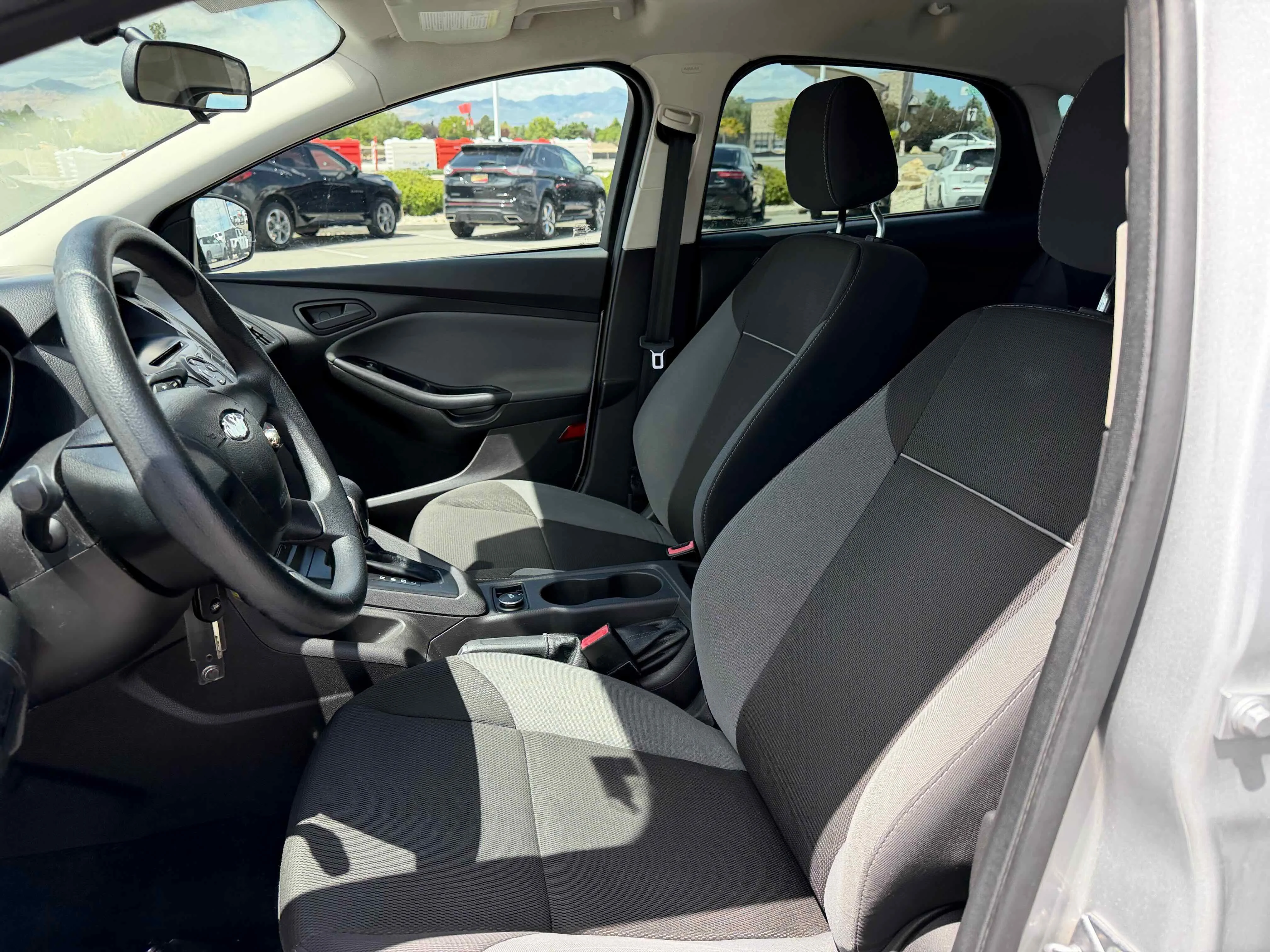 Used 2013 Ingot Silver Ford S image 4