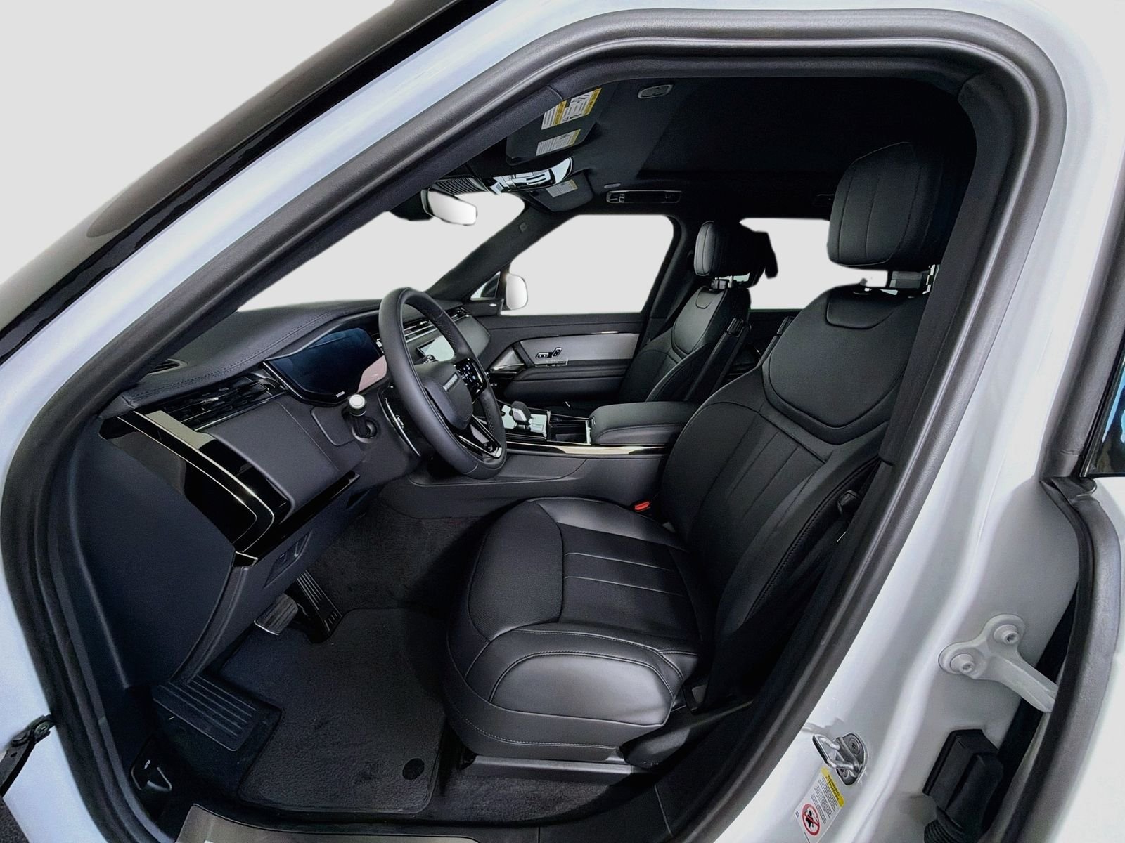 New 2026 Fuji White Land Rover Dynamic SE image 23