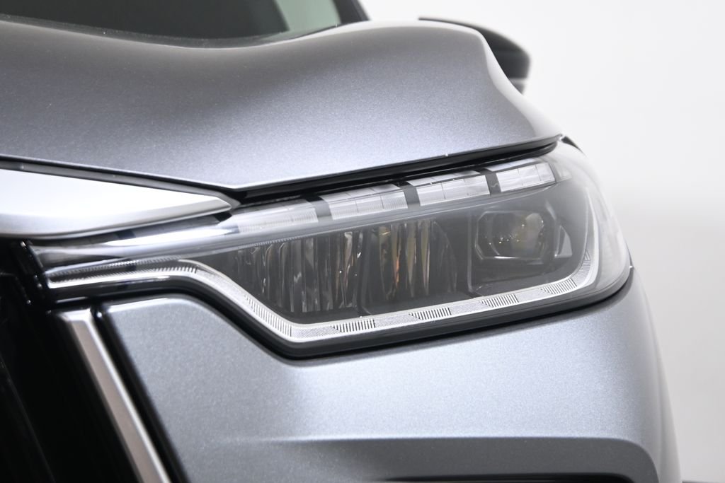 New 2027 GRAPHITE SHADOW INFINITI Luxe AWD image 11