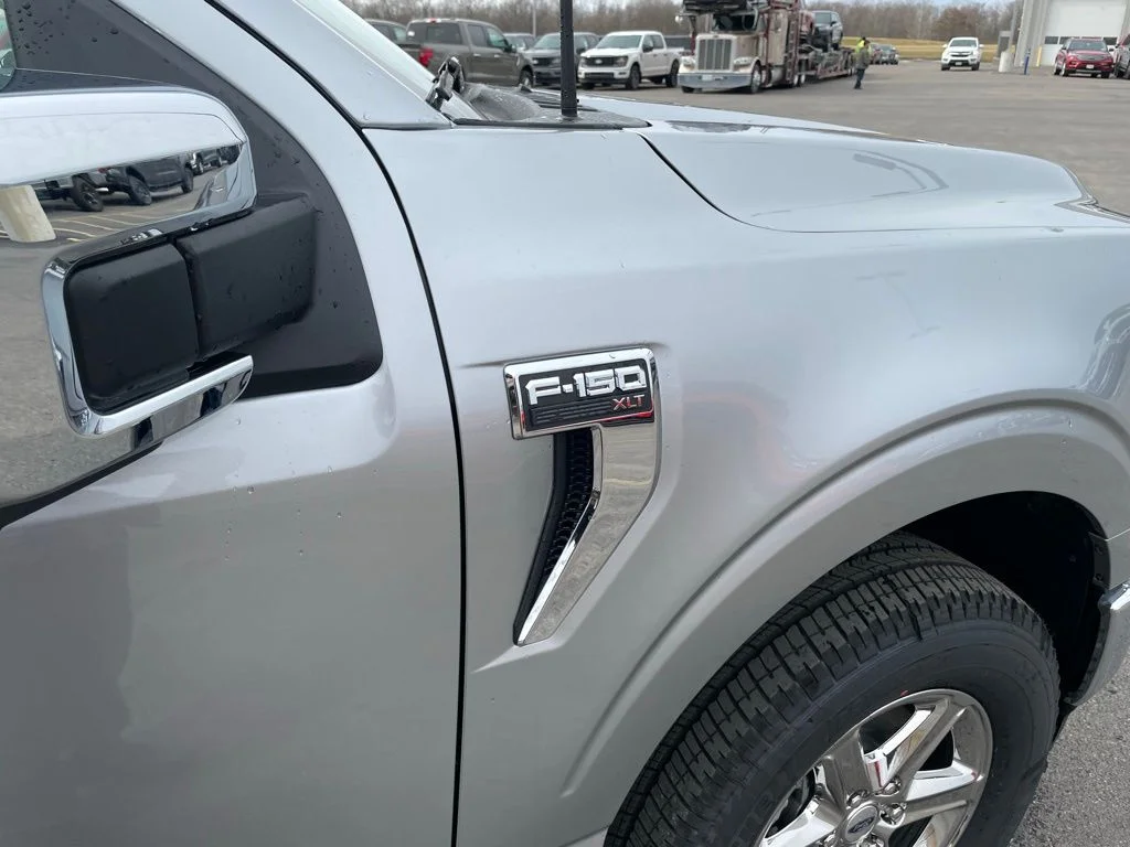 2025 Ford F-150 XLT - Photo 15