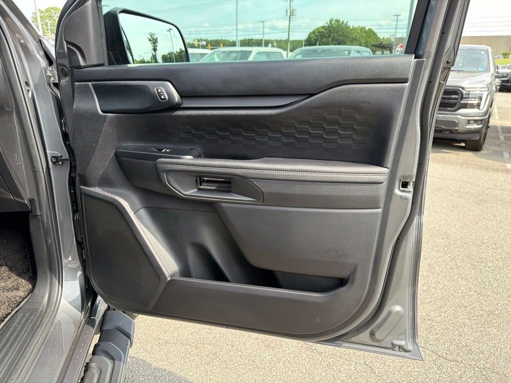 New 2026 Carbonized Gray Metallic Ford XLT image 23