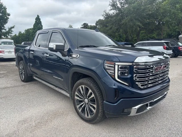 Used 2023 Blue GMC Denali image 3
