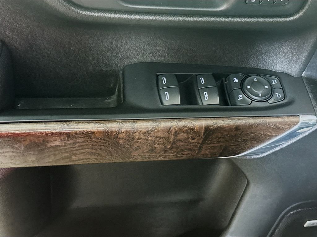 Used 2019 Onyx Black GMC Denali image 19