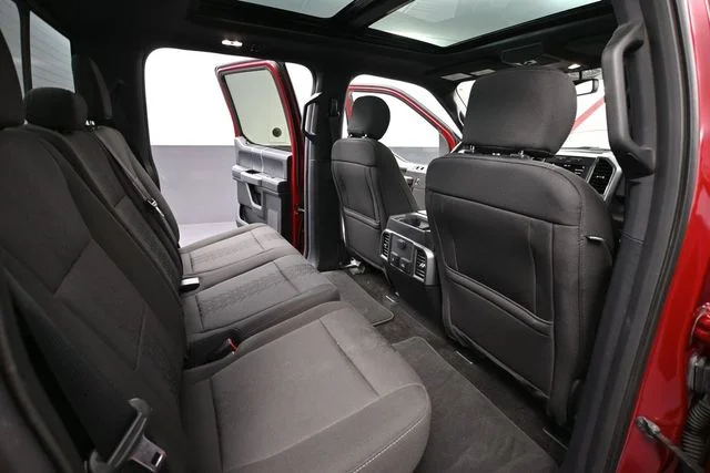 Used 2018 Red Ford XLT image 43