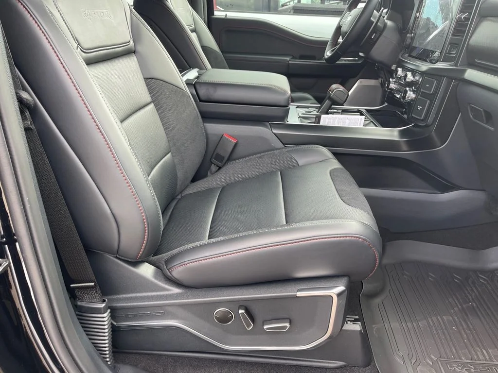 New 2025 Agate Black Metallic Ford Raptor® image 17